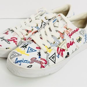 🍓Guess Los Angeles Graffiti Sneakers White Vegan Leather Size 8.5 Women’s